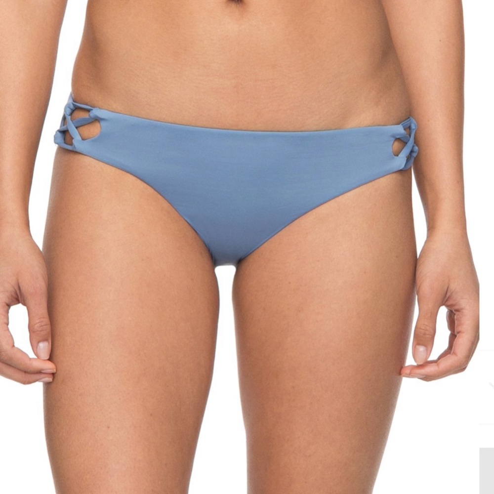 🌊Roxy Softly Love Reversible Scooter Bikini